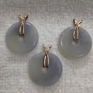 Purple Burmese jadeite pendant